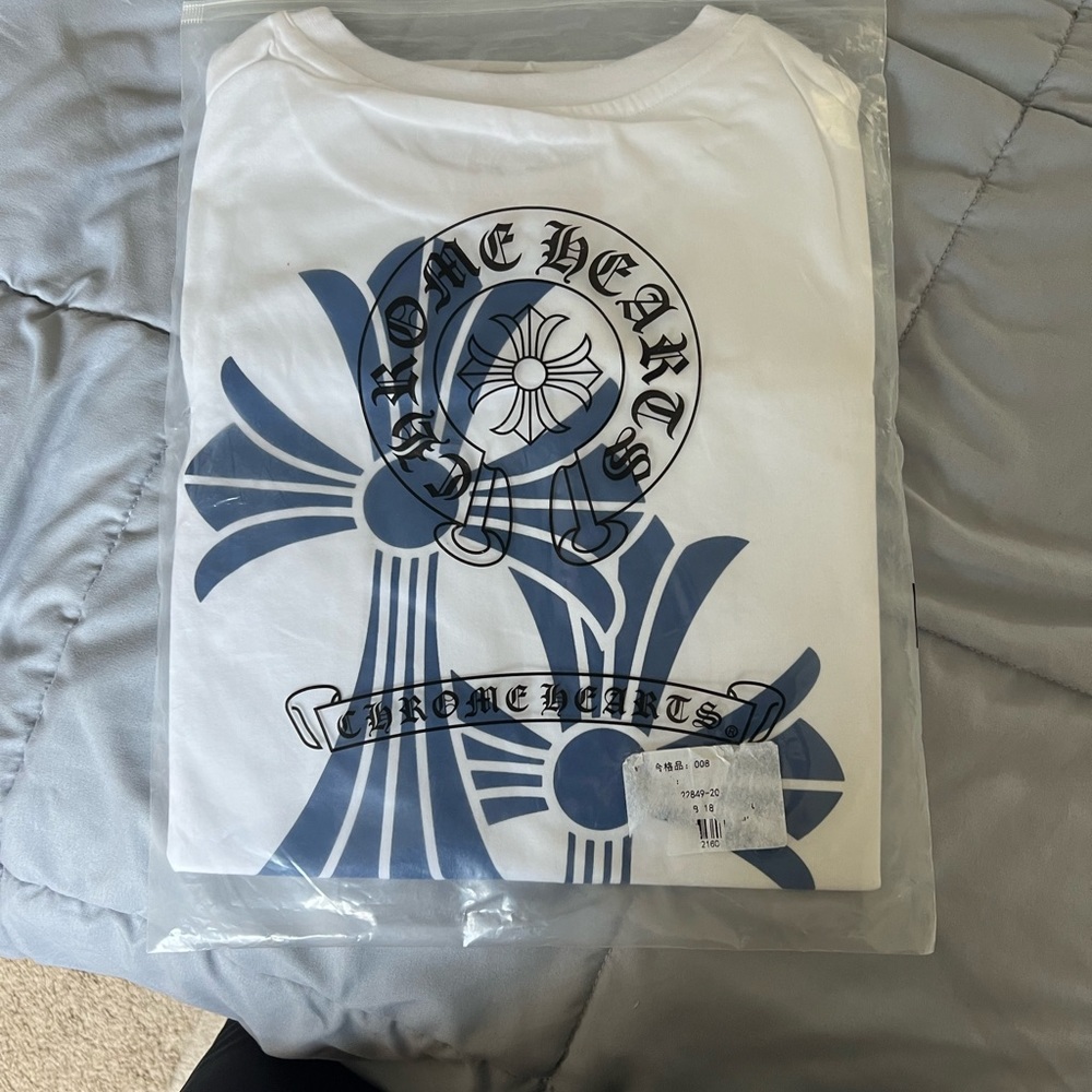 Chrome hearts blue cross tee